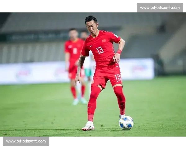 巴顿时隔四年重返国足!边路多面手或成佩家军战术奇兵 巴顿时隔四年重返国足!边路多面手或成佩家军战术奇兵