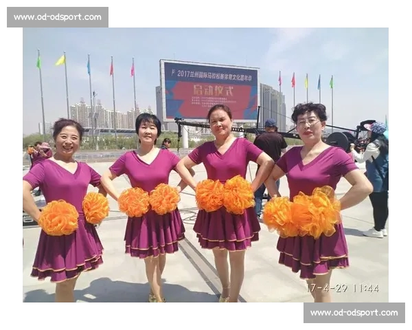 王长庆助阵中关村足球赛 体育嘉年华圆满落幕 王长庆助阵中关村足球赛 体育嘉年华圆满落幕